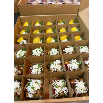 Sebzeli tortilla parçasında ızgara biftek - Resim 6